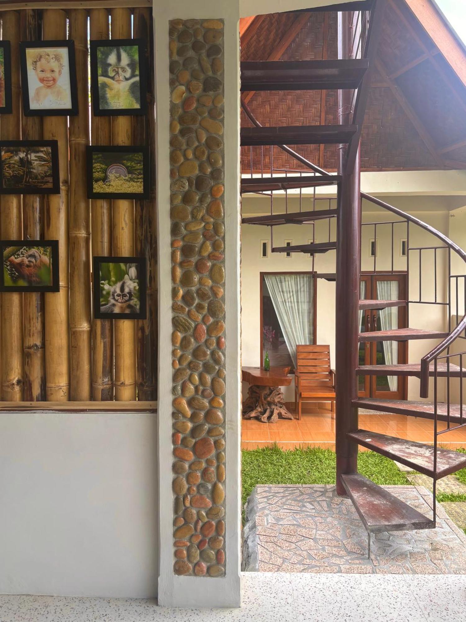 Sumatra Expedition Lodge Букит Лаванг Екстериор снимка