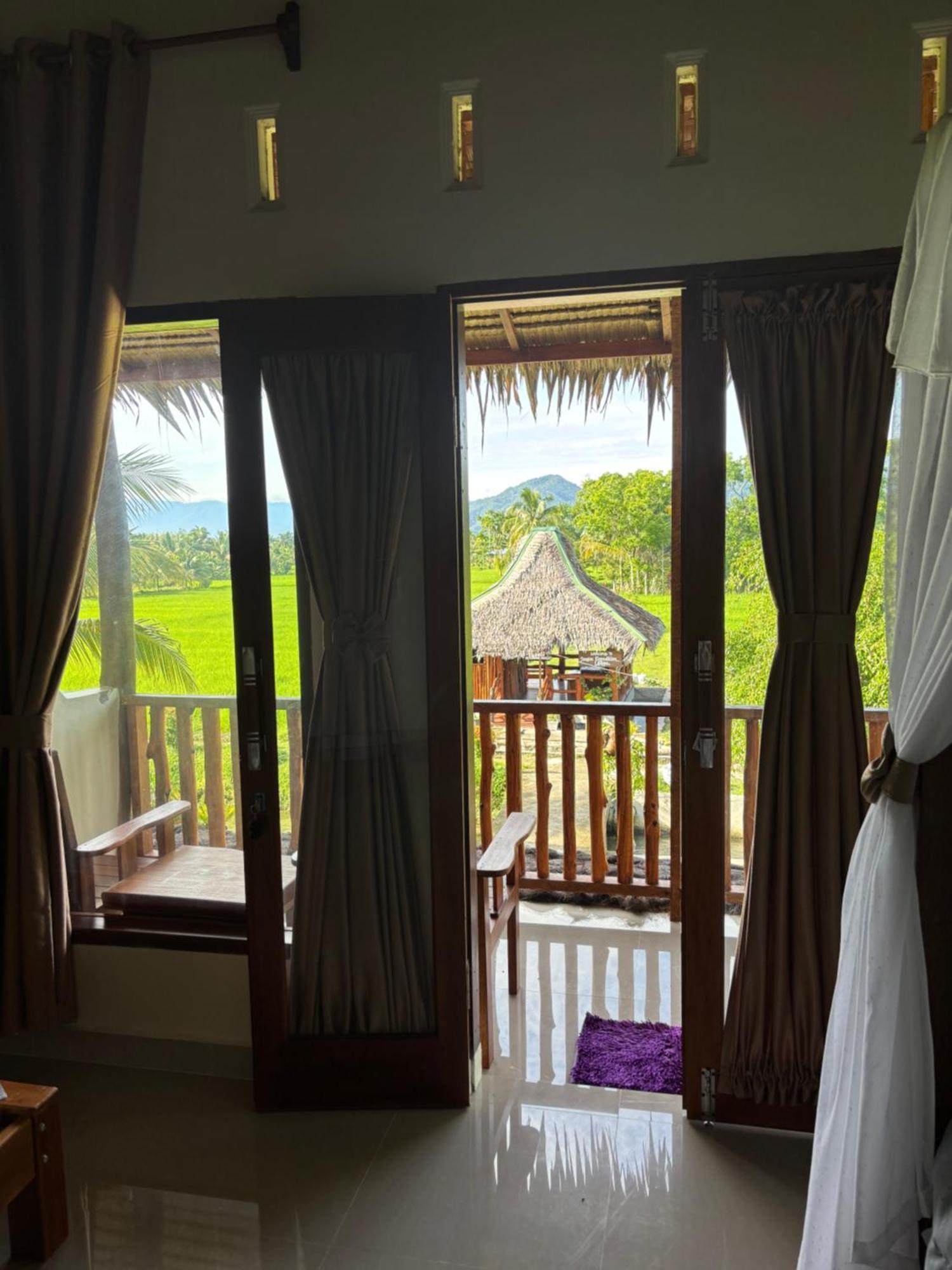 Sumatra Expedition Lodge Букит Лаванг Екстериор снимка